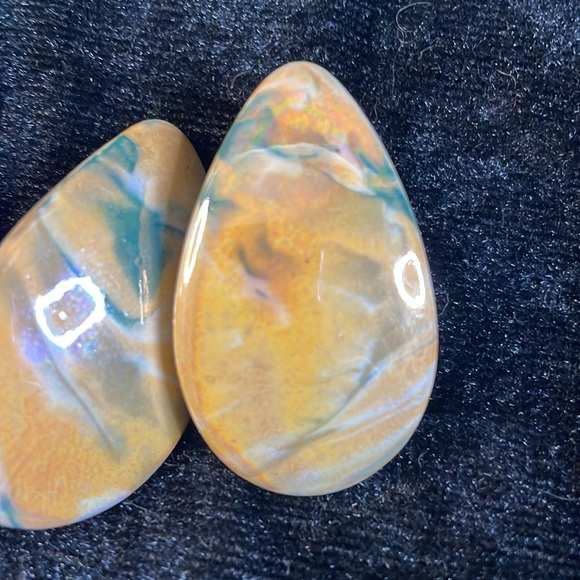 Vintage porcelain teardrop earrings. - Picture 2 of 3